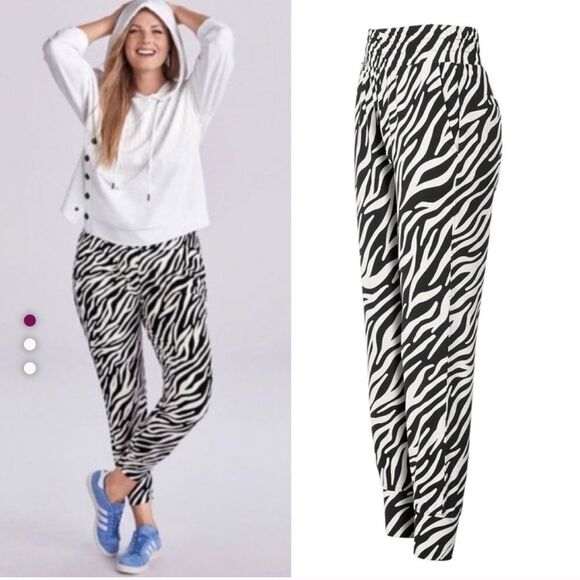 Cabi ATC Zebra Jogger Pants FLAWS - Picture 12 of 13